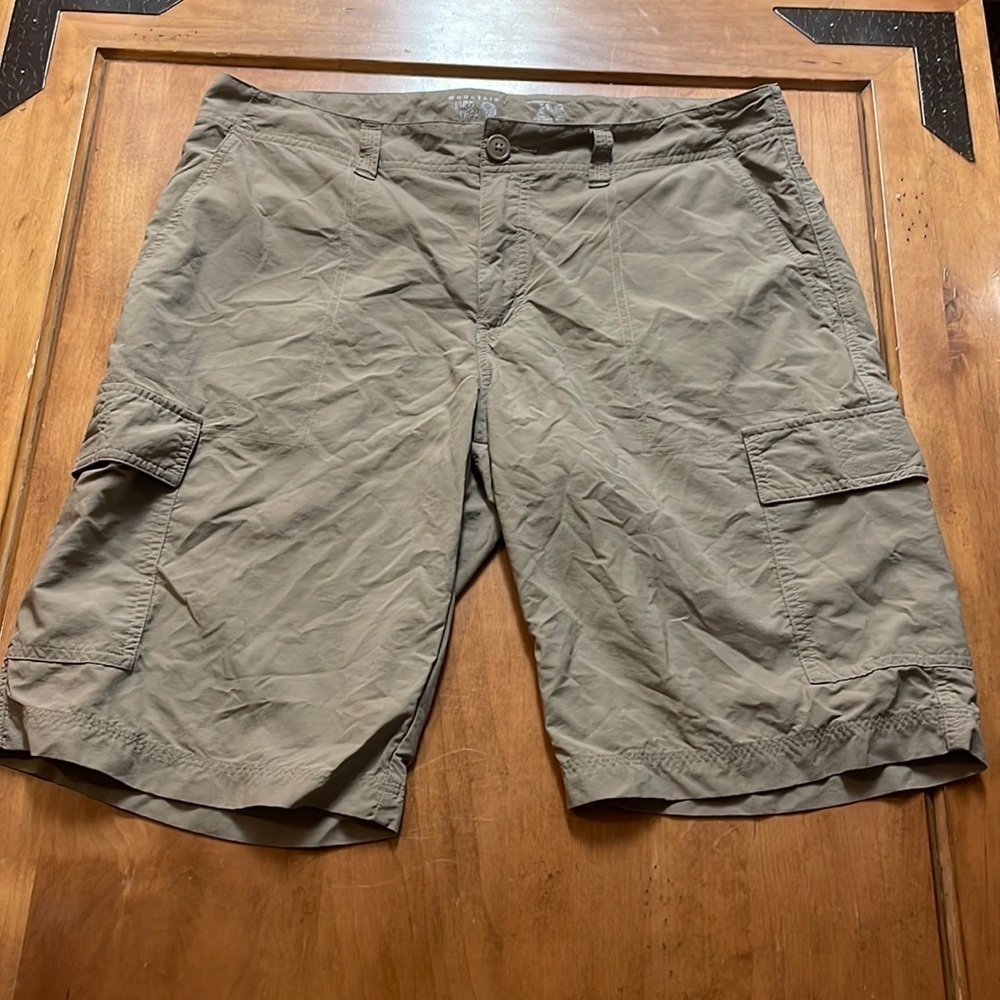 MOUNTAIN Hardwear Nylon Shorts Size 34
